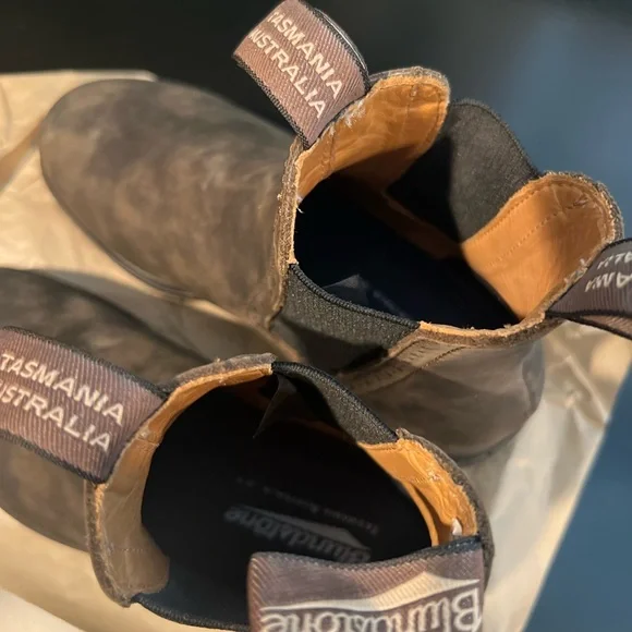 Blundstone Brown Ankle Boots - Picture 2 of 5